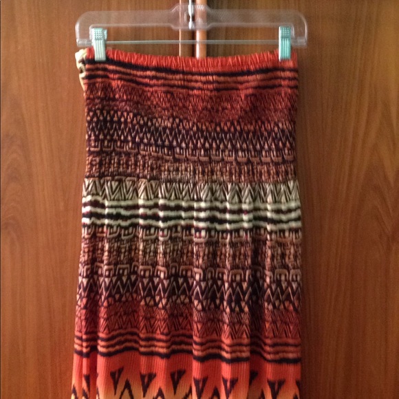 Mlle Gabrielle strapless maxi dress - Picture 2 of 5